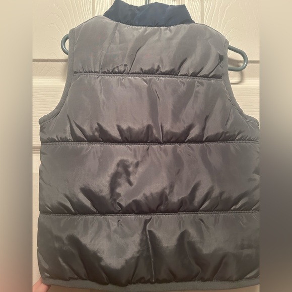 Wonder Nation Navy and Gray Vest - Picture 3 of 5